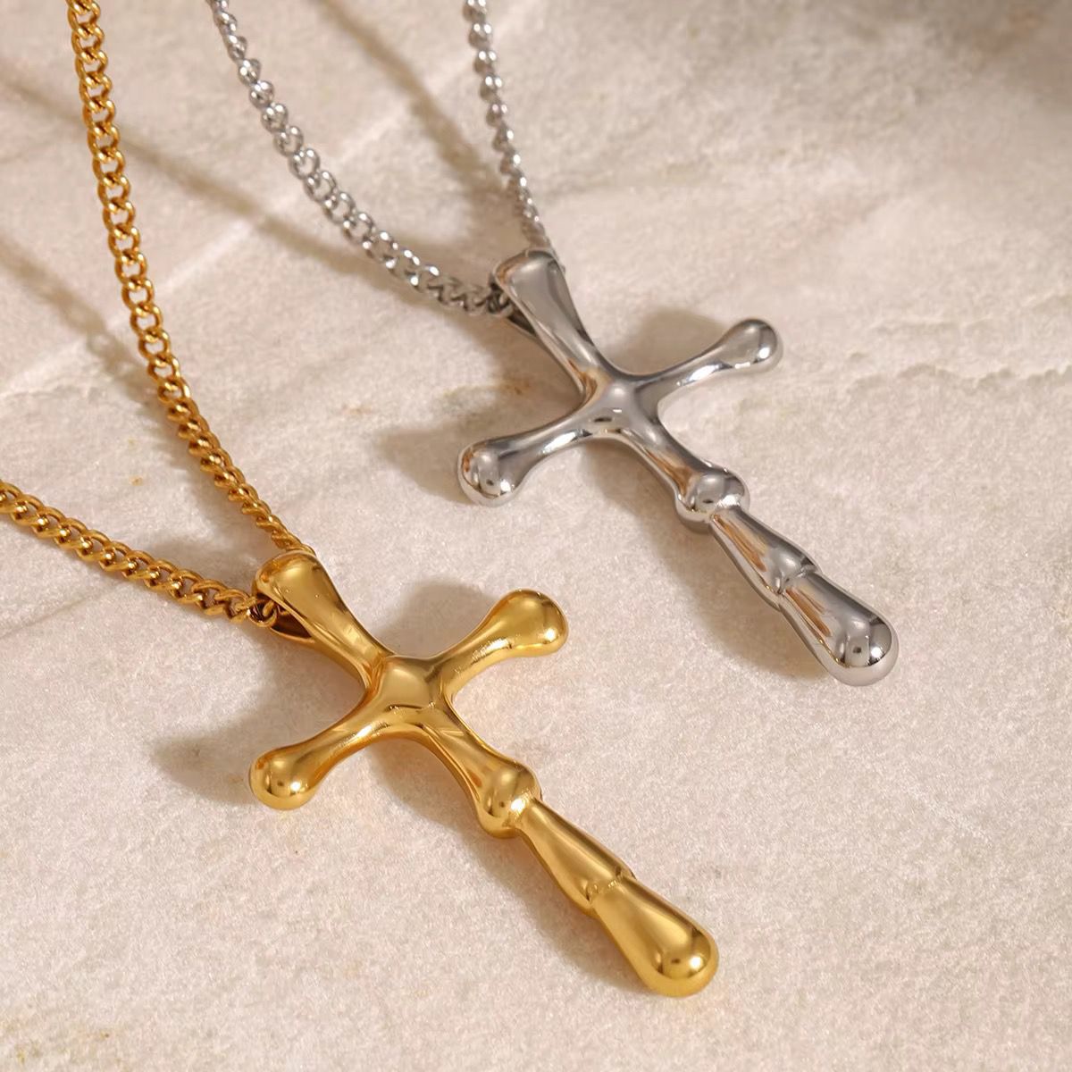 Collar Cruz Fe – Exclusividad y Calidad Premium con Microfibra y Tarjeta Personalizada🙌